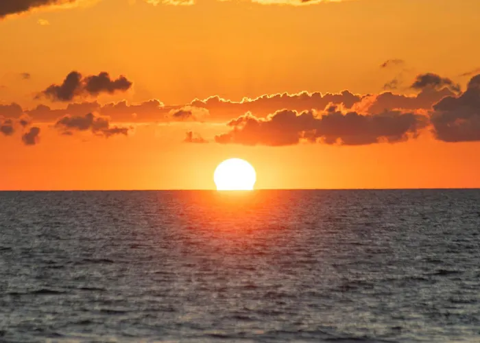 Walks On The Shores Private Front Access * Clearwater Beach