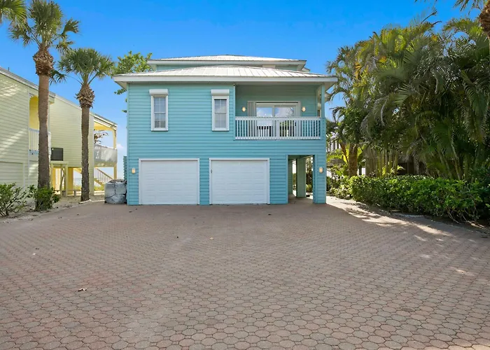 Holiday home Walks On The Shores Private Front Access