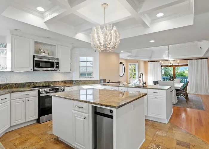 Walks On The Shores Private Front Access Holiday home Clearwater Beach